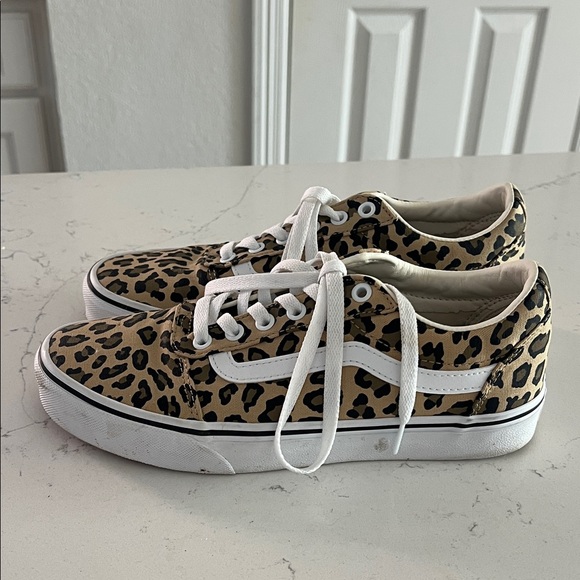 Vans Only Worn Once - Picture 4 of 7